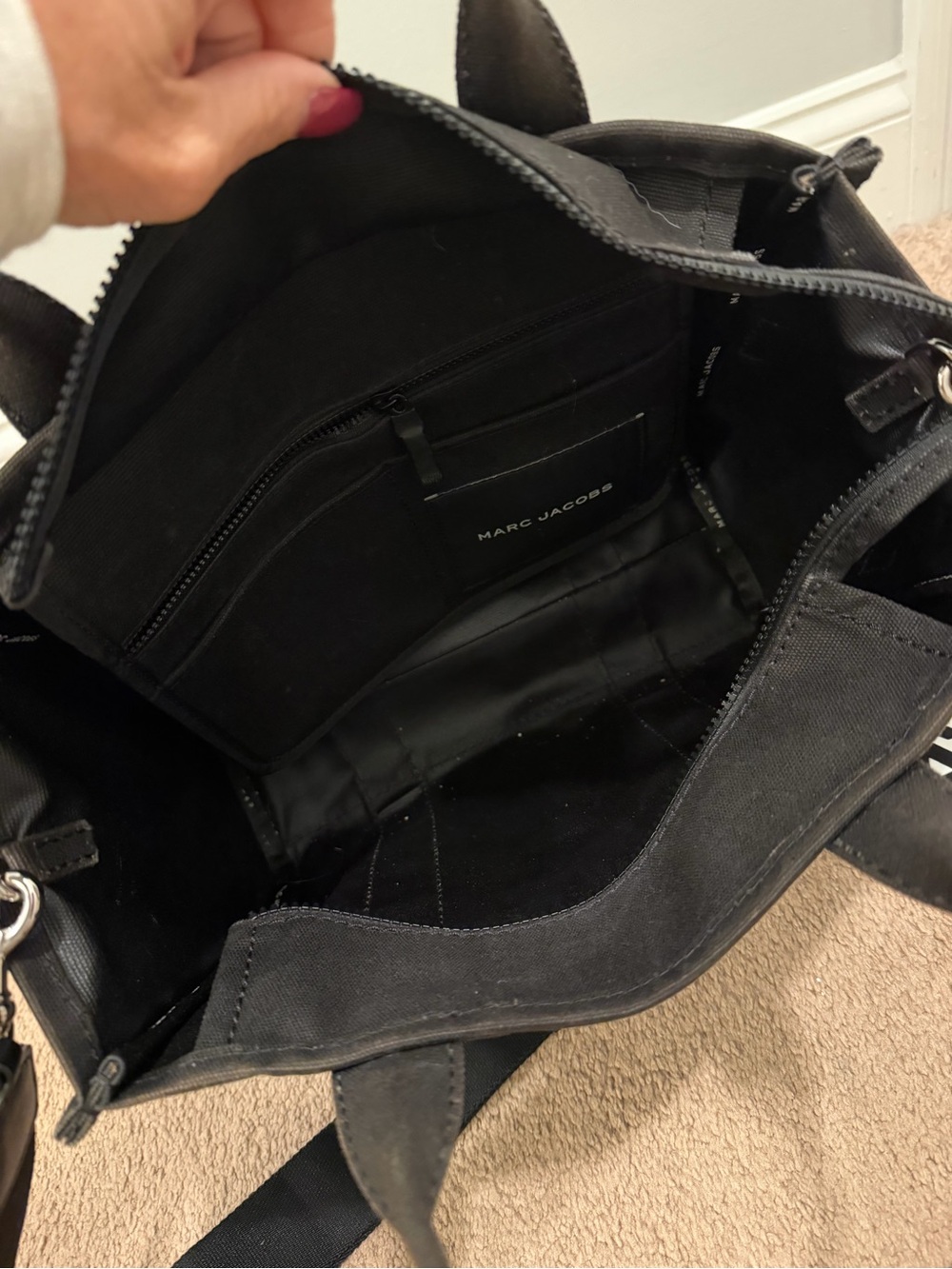 Marc Jacobs medium Black Canvas 'The Tote Bag' with White Logo - Picture 10 of 12